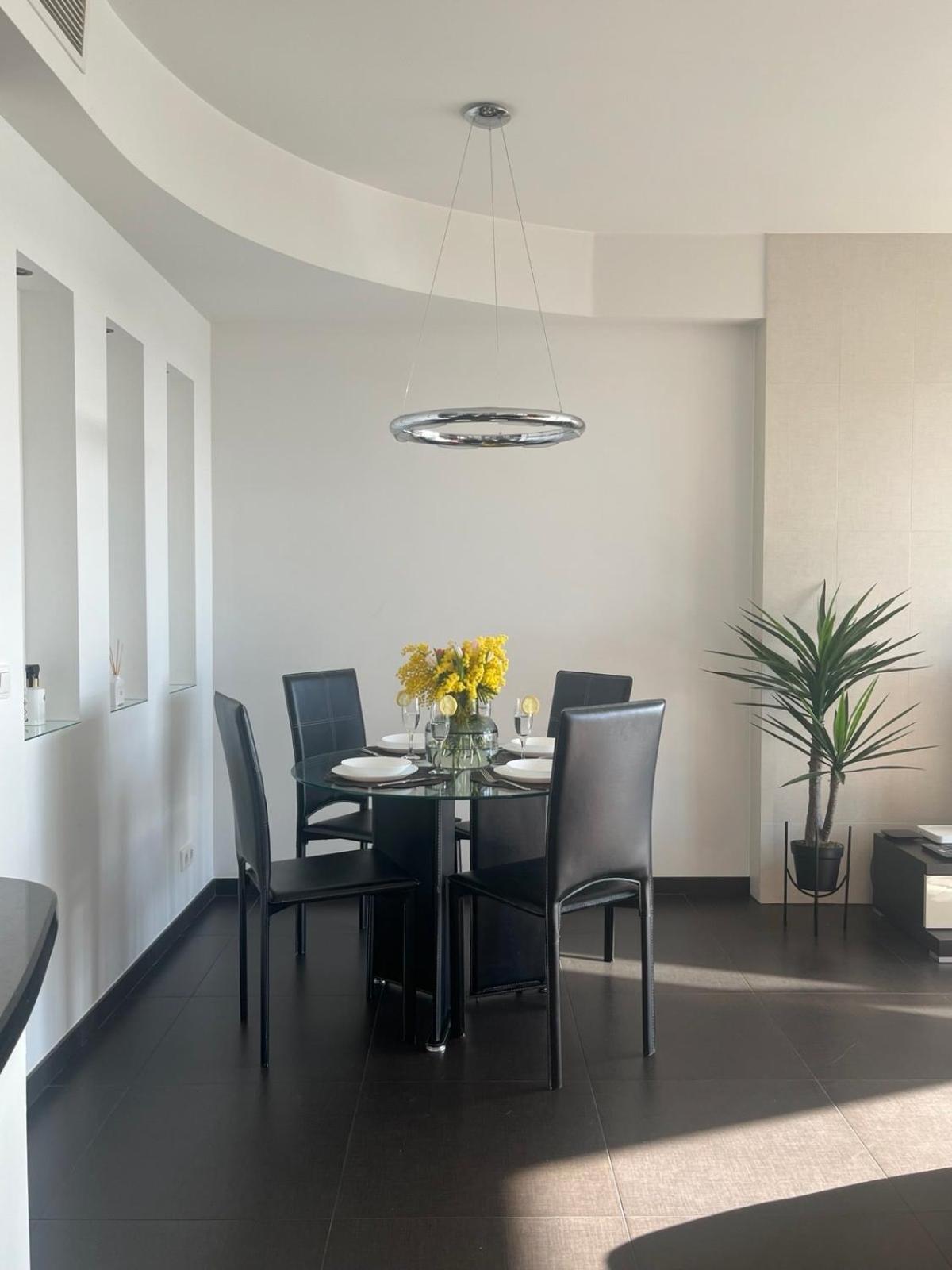 Design Apartment ไคลเพดา ภายนอก รูปภาพ